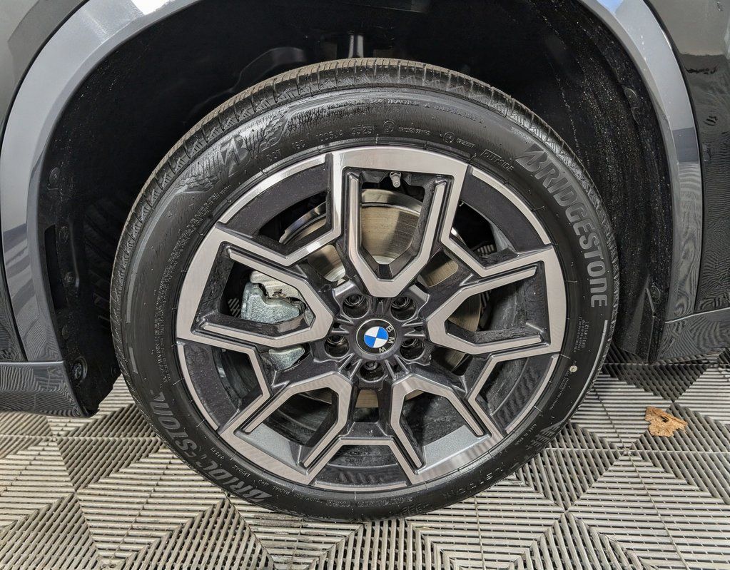2026 BMW X1 xDrive28i Image 10 of 58