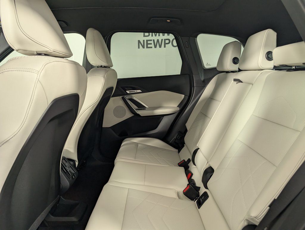 2026 BMW X1 xDrive28i Image 18 of 58