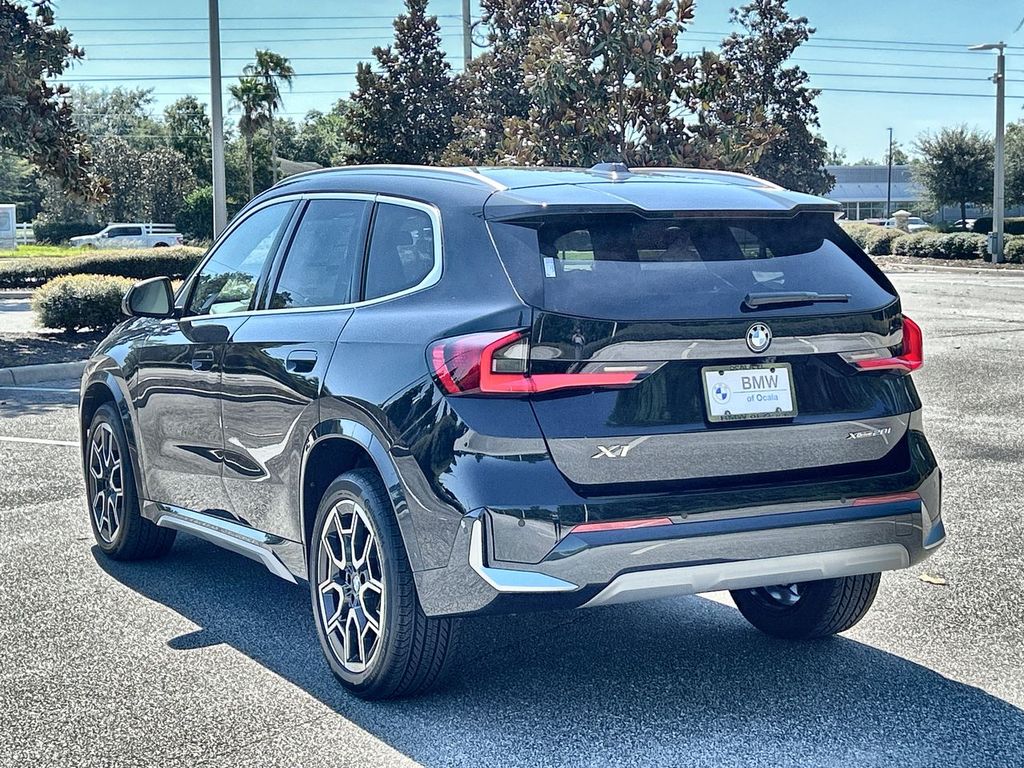 2026 BMW X1 xDrive28i Image 9 of 30