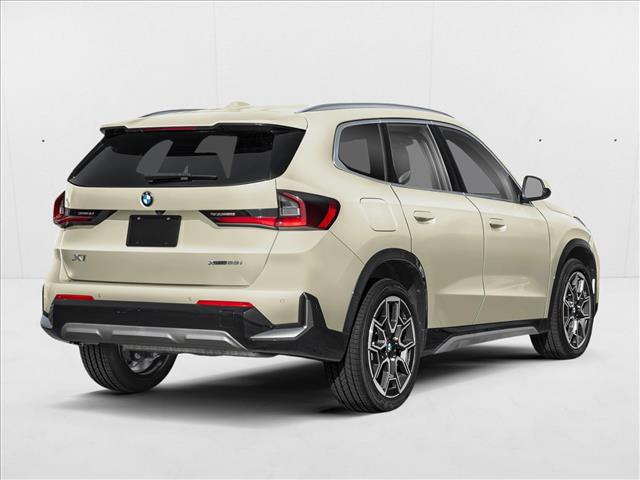 2026 BMW X1 xDrive28i Image 2 of 12