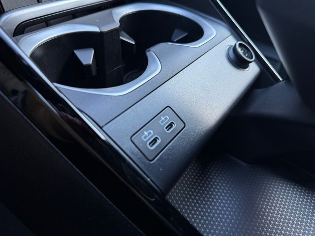 2026 BMW X1 xDrive28i Image 31 of 42