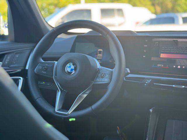2026 BMW X1 xDrive28i Image 13 of 42