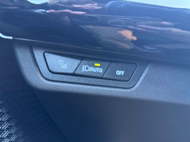 2026 BMW X1 xDrive28i Image 28 of 42