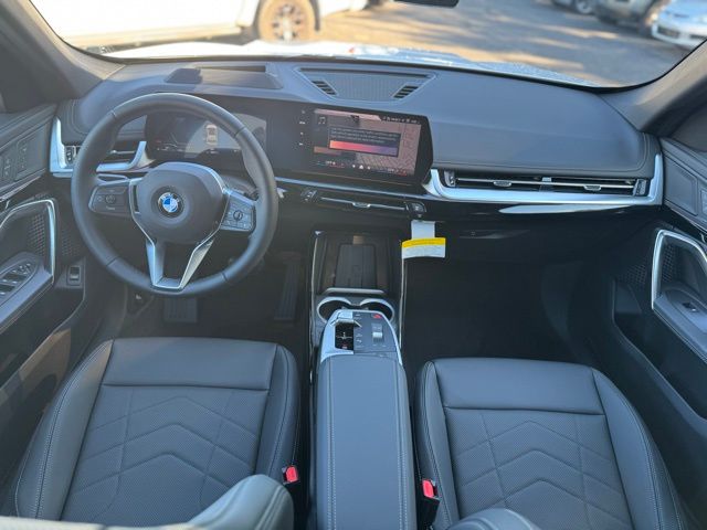 2026 BMW X1 xDrive28i Image 11 of 42