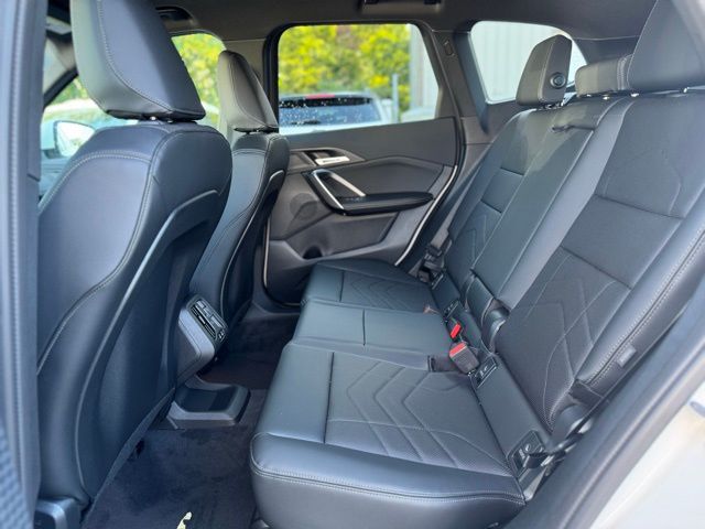 2026 BMW X1 xDrive28i Image 8 of 42