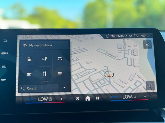 2026 BMW X1 xDrive28i Image 19 of 42