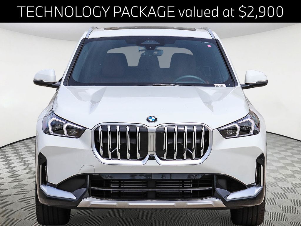 2026 BMW X1 xDrive28i Image 2 of 29