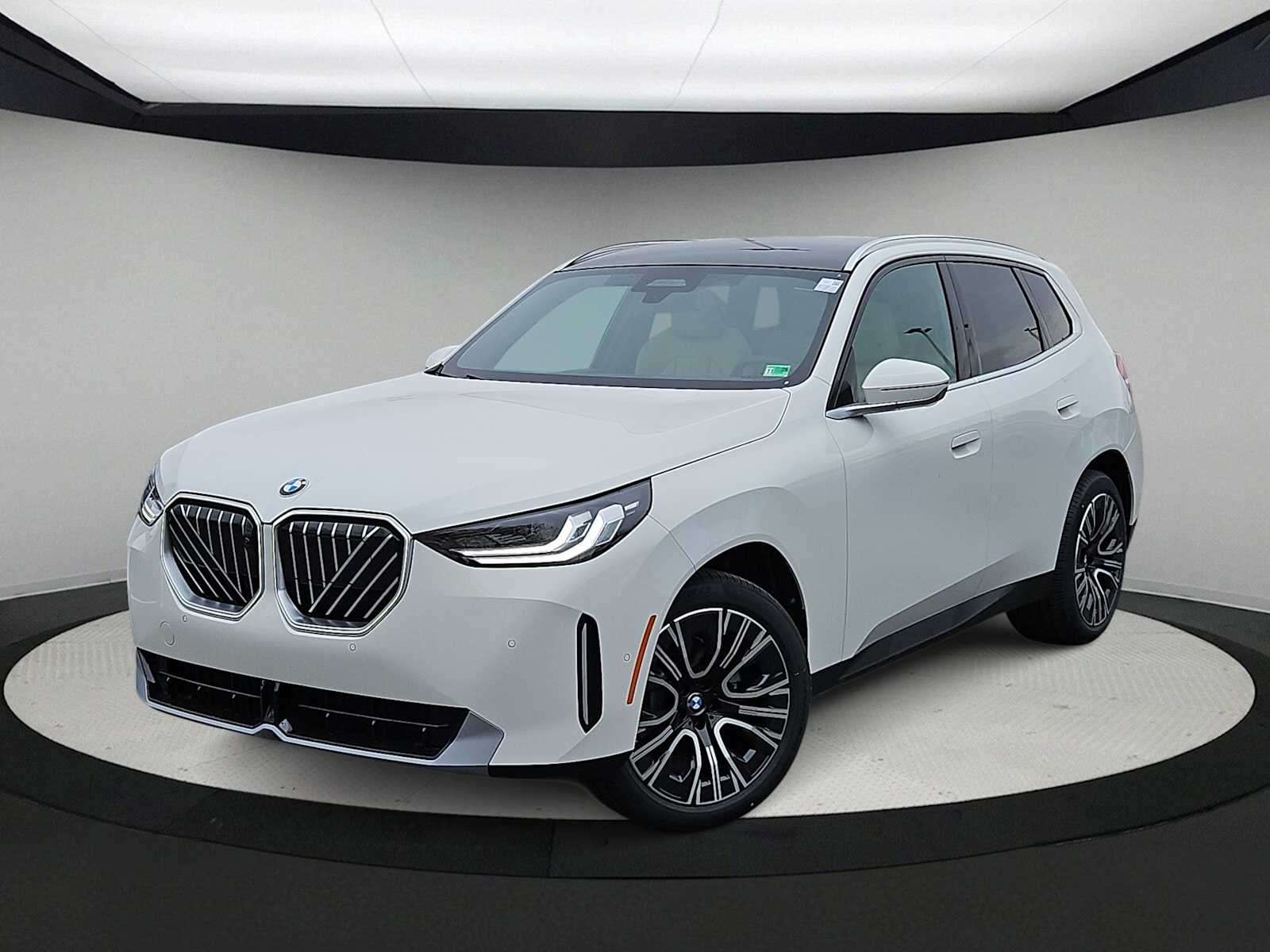 2026 BMW X3 30 xDrive Image 1 of 38
