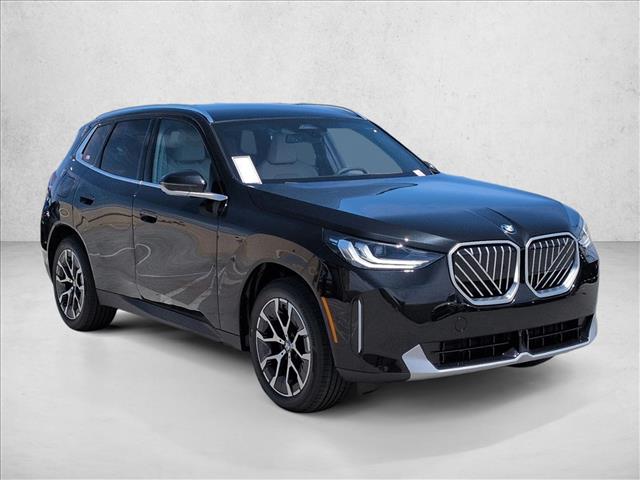 2026 BMW X3 30 xDrive Image 3 of 18