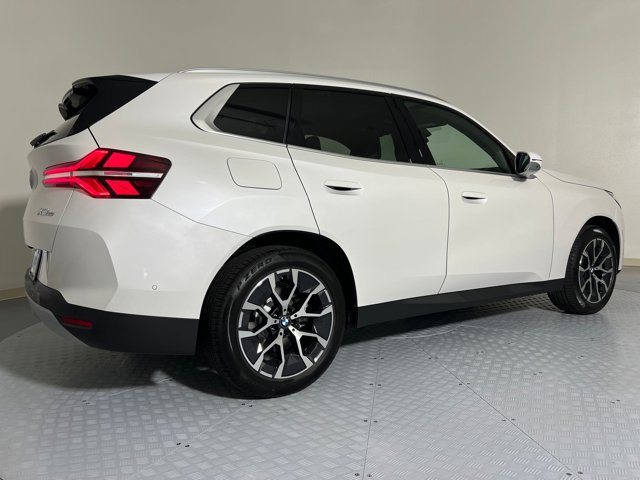 2026 BMW X3 30 xDrive Image 5 of 34