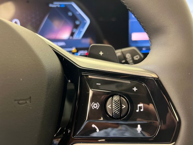 2026 BMW X3 30 xDrive Image 25 of 34