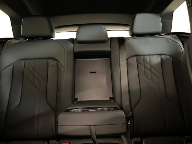 2026 BMW X3 30 xDrive Image 13 of 34