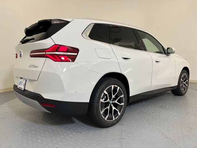 2026 BMW X3 30 xDrive Image 5 of 34