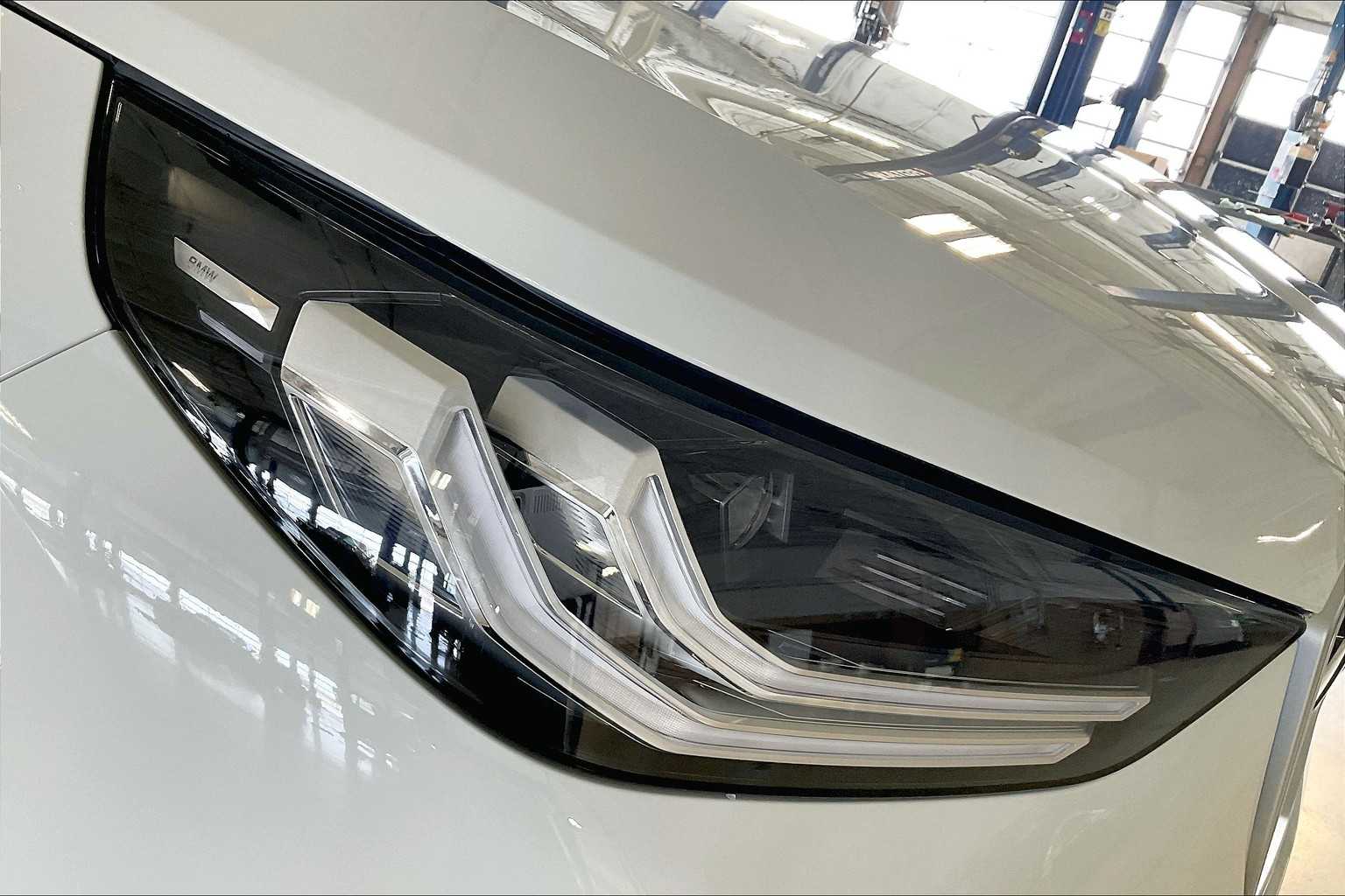 2026 BMW X3 30 xDrive Image 14 of 19