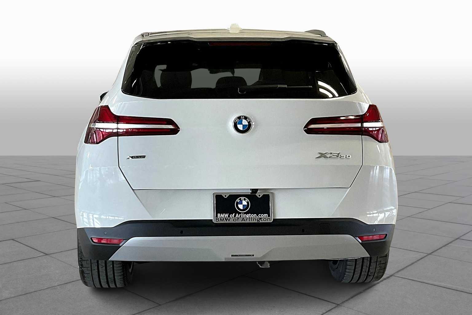 2026 BMW X3 30 xDrive Image 4 of 19