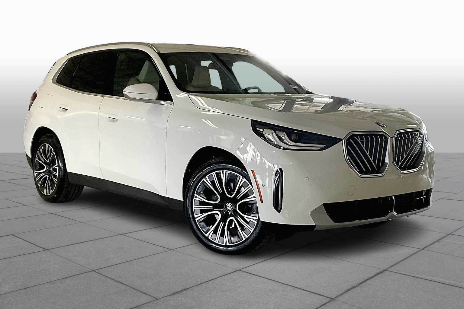 2026 BMW X3 30 xDrive Image 3 of 19