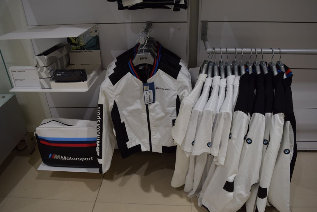 2026 BMW X3 30 xDrive Image 12 of 58