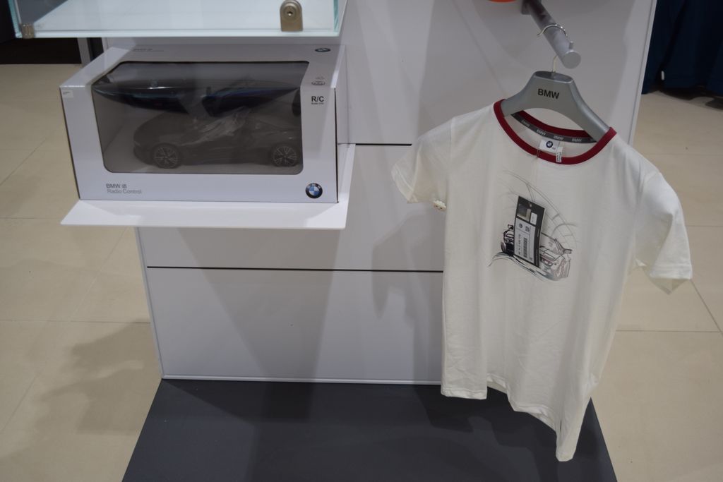 2026 BMW X3 30 xDrive Image 15 of 58