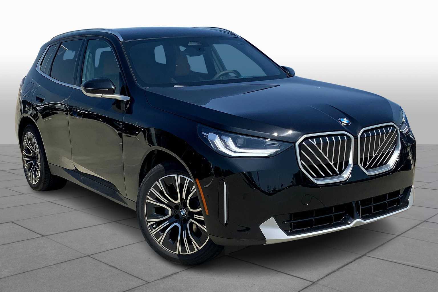 2026 BMW X3 30 xDrive Image 3 of 19