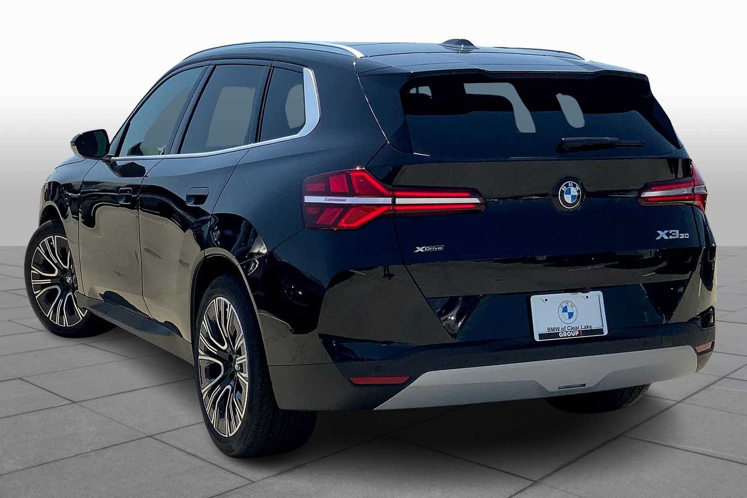 2026 BMW X3 30 xDrive Image 5 of 19