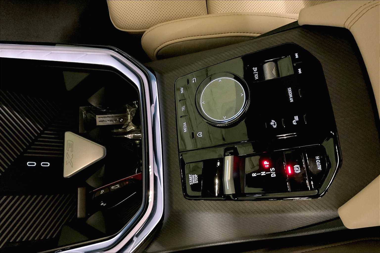 2026 BMW X3 30 xDrive Image 17 of 19