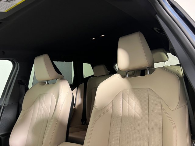 2026 BMW X3 30 xDrive Image 12 of 33