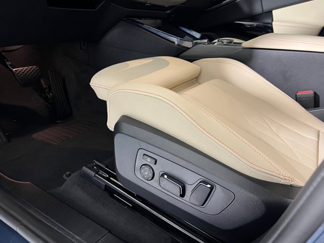 2026 BMW X3 30 xDrive Image 33 of 33