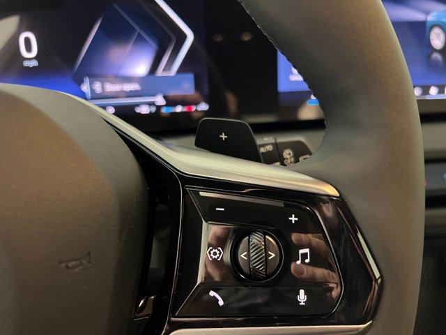 2026 BMW X3 30 xDrive Image 30 of 33