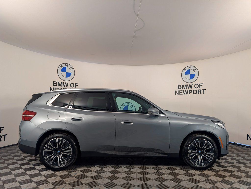 2026 BMW X3 30 xDrive Image 4 of 58