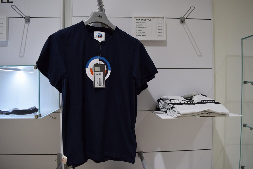 2026 BMW X3 30 xDrive Image 43 of 58