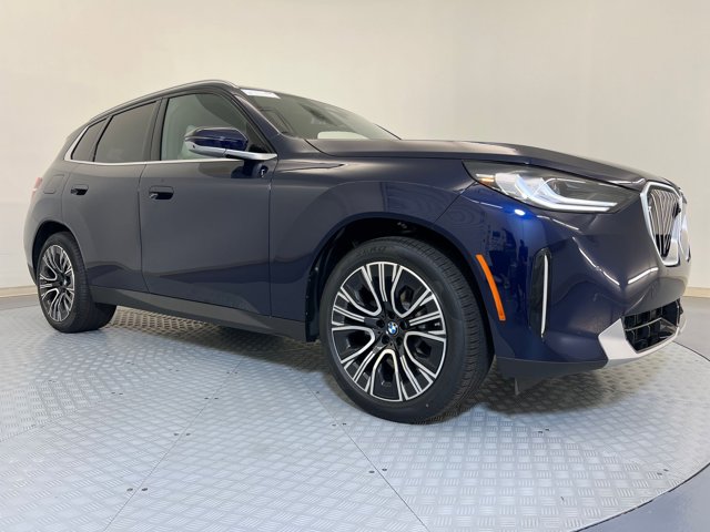 2026 BMW X3 30 xDrive Image 3 of 34