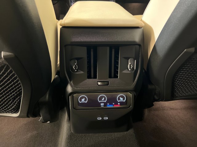 2026 BMW X3 30 xDrive Image 23 of 34