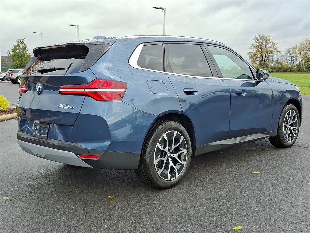 2026 BMW X3 30 xDrive Image 3 of 16
