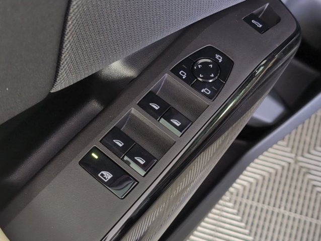 2026 BMW X3 30 xDrive Image 26 of 31