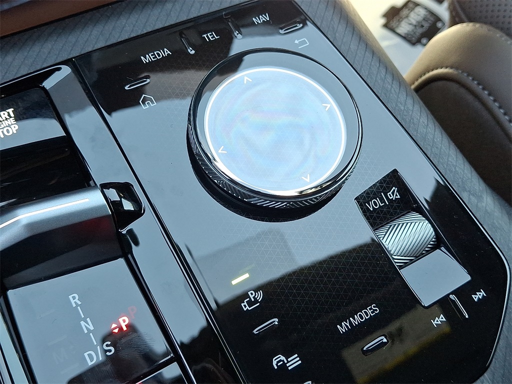 2026 BMW X3 30 xDrive Image 17 of 17