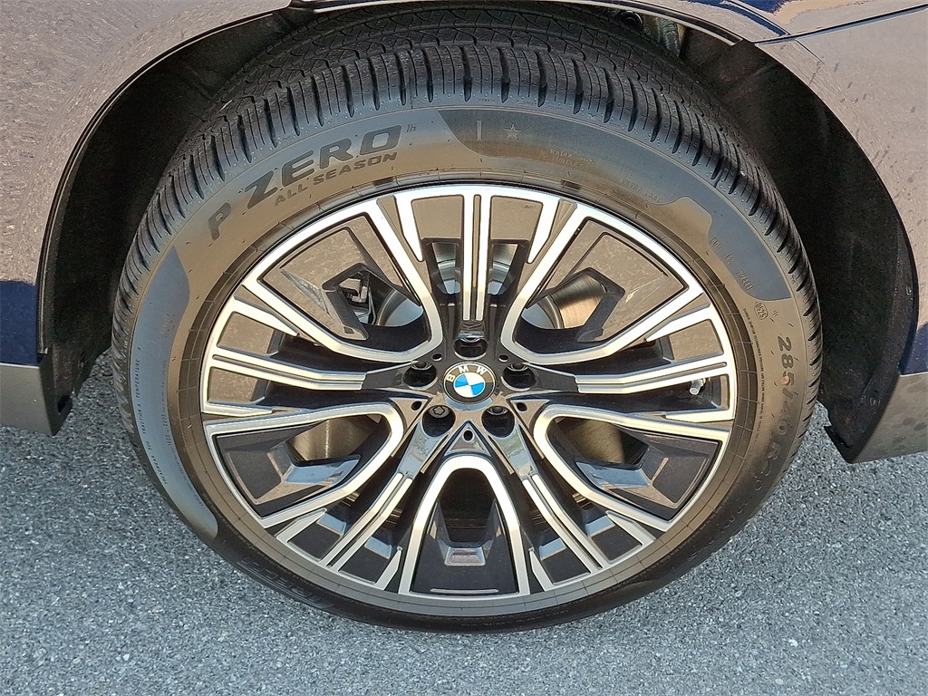 2026 BMW X3 30 xDrive Image 5 of 17