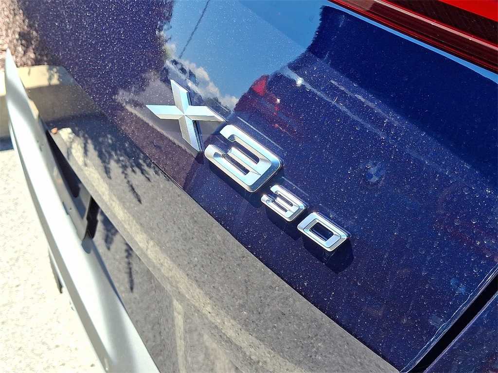 2026 BMW X3 30 xDrive Image 15 of 17