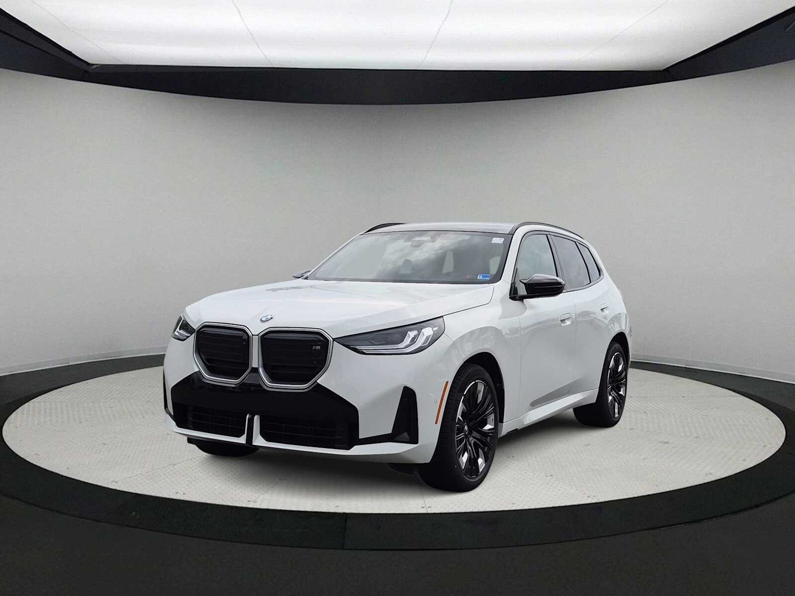 2026 BMW X3 M50 xDrive Image 2 of 39