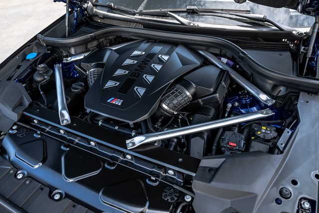 Vehicle image 9 of 37
