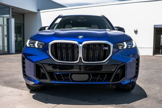 Vehicle image 2 of 37