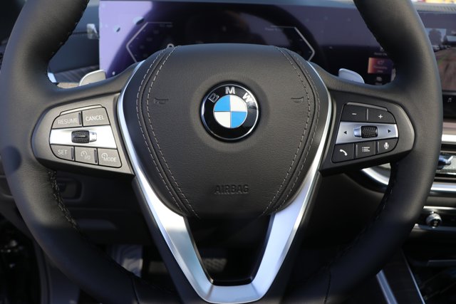 Vehicle image 16 of 38