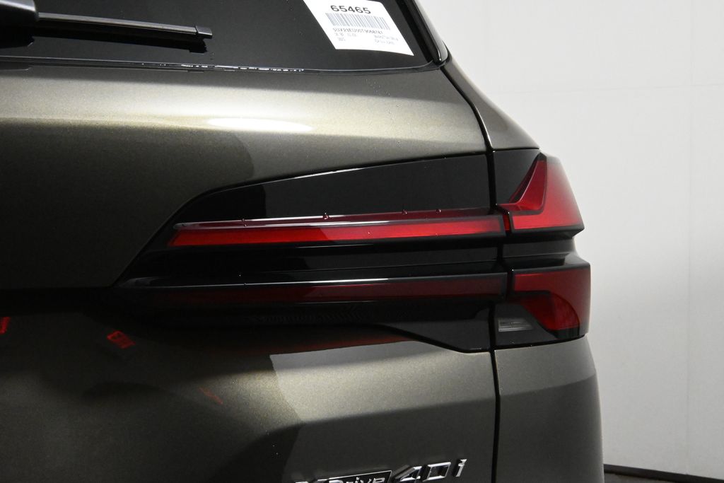 Vehicle image 43 of 44