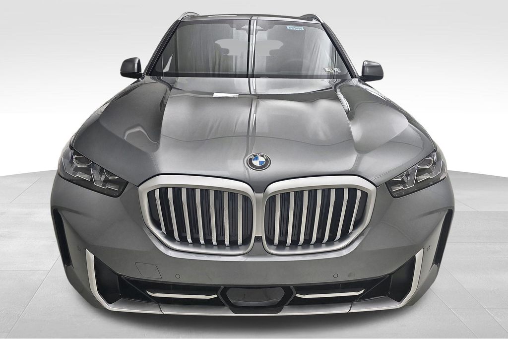 Vehicle image 3 of 31