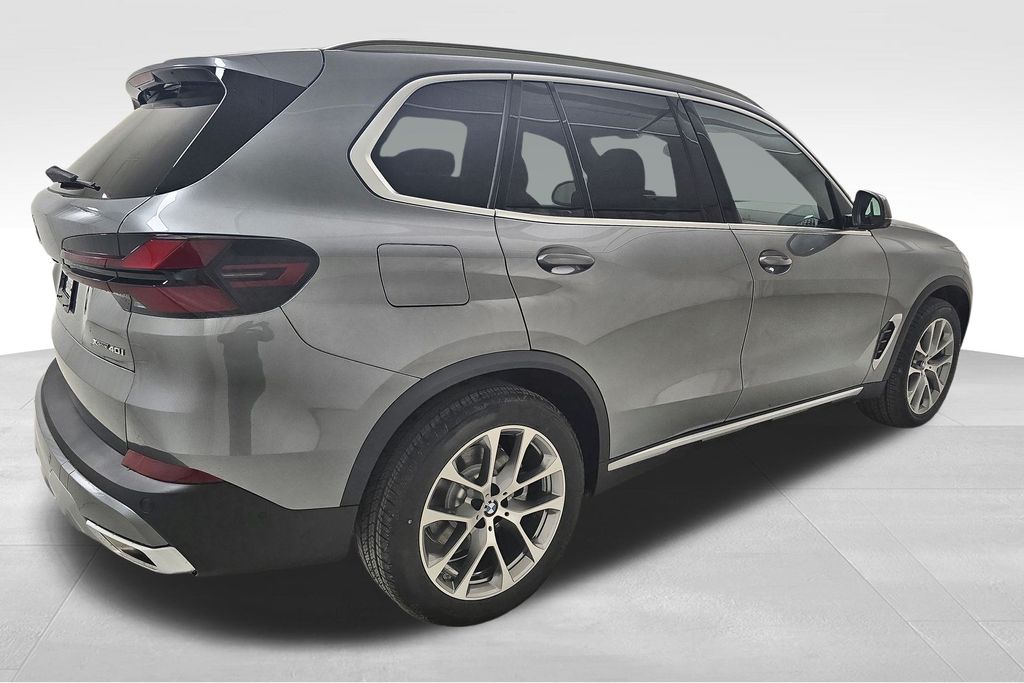 Vehicle image 6 of 31