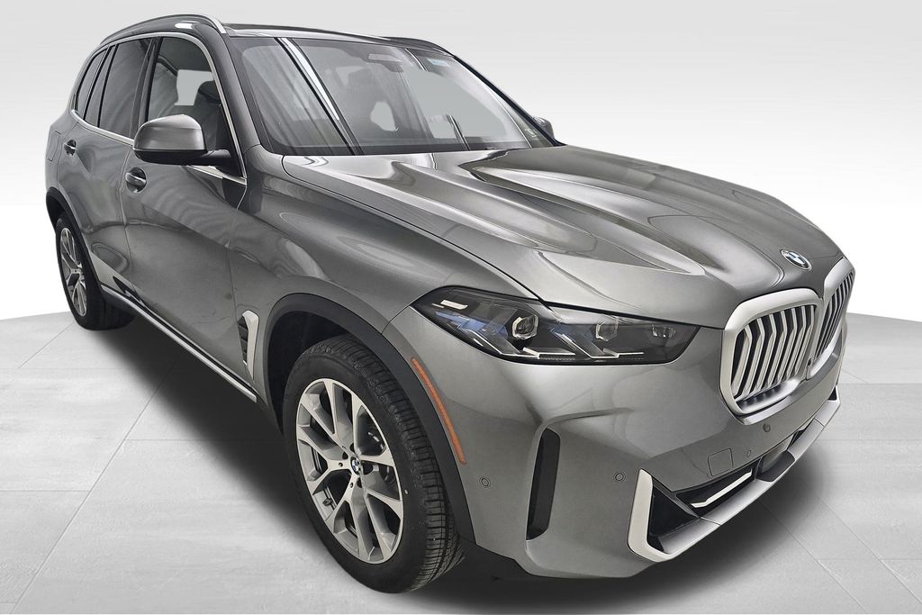 Vehicle image 4 of 31