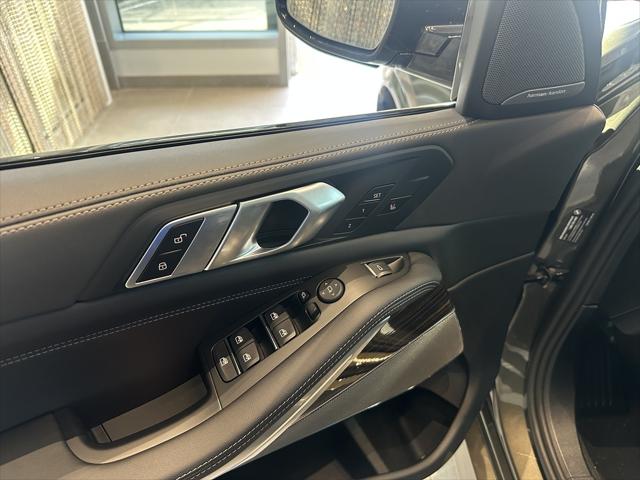 2026 BMW X5 xDrive40i Image 11 of 15
