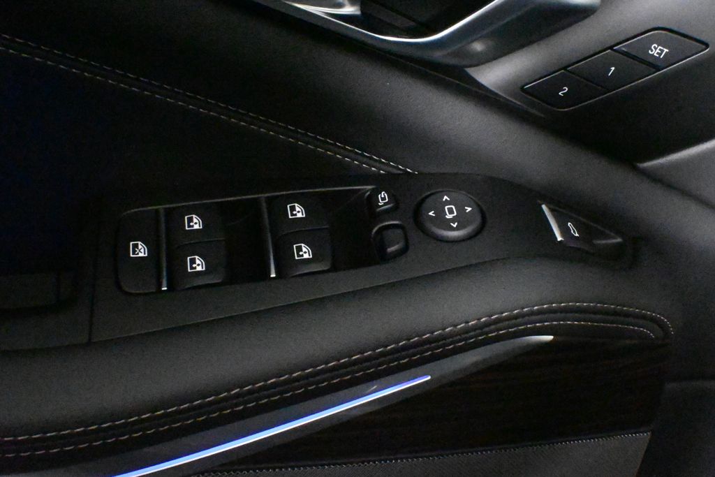 Vehicle image 29 of 41