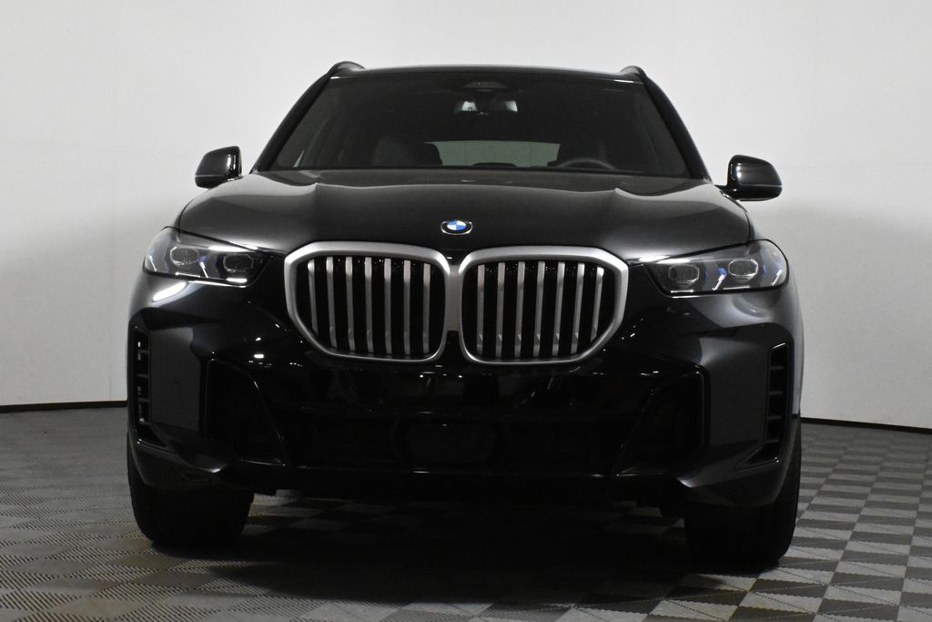 Vehicle image 2 of 41