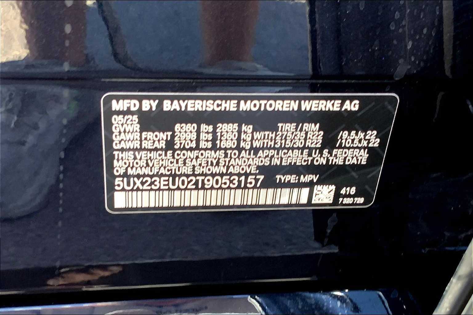 Vehicle image 18 of 19