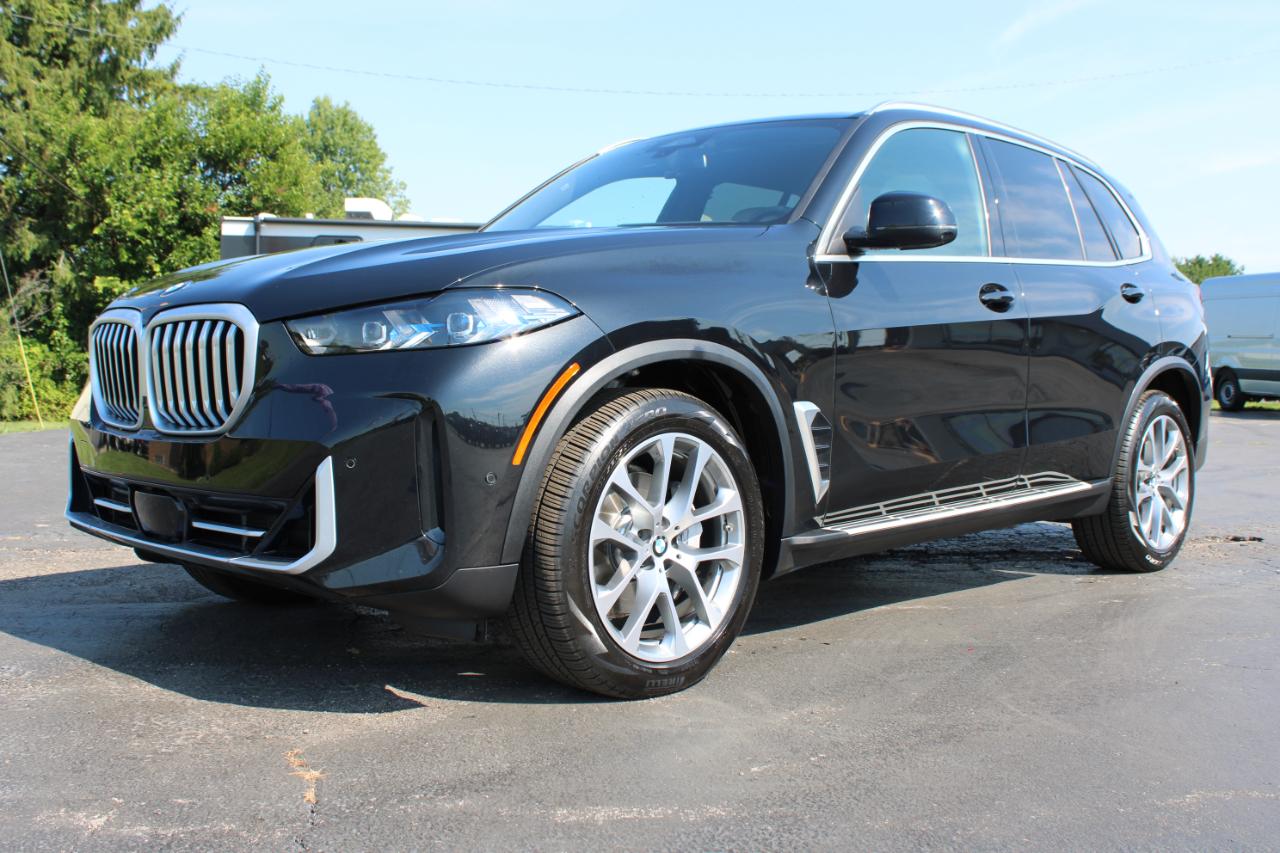 2026 BMW X5 xDrive40i Image 1 of 54